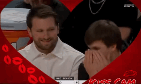 这么美好的镜头昨天怎么没被发现？！原来，“摄影师”把吻镜对准了卢卡和里夫斯😭