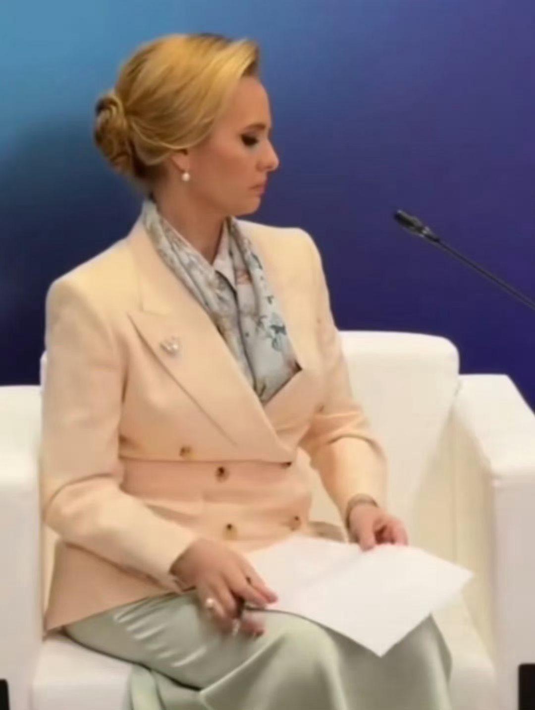 🇷🇺普京大女儿（这个是嫡女），俄大公主跟老普还是像的