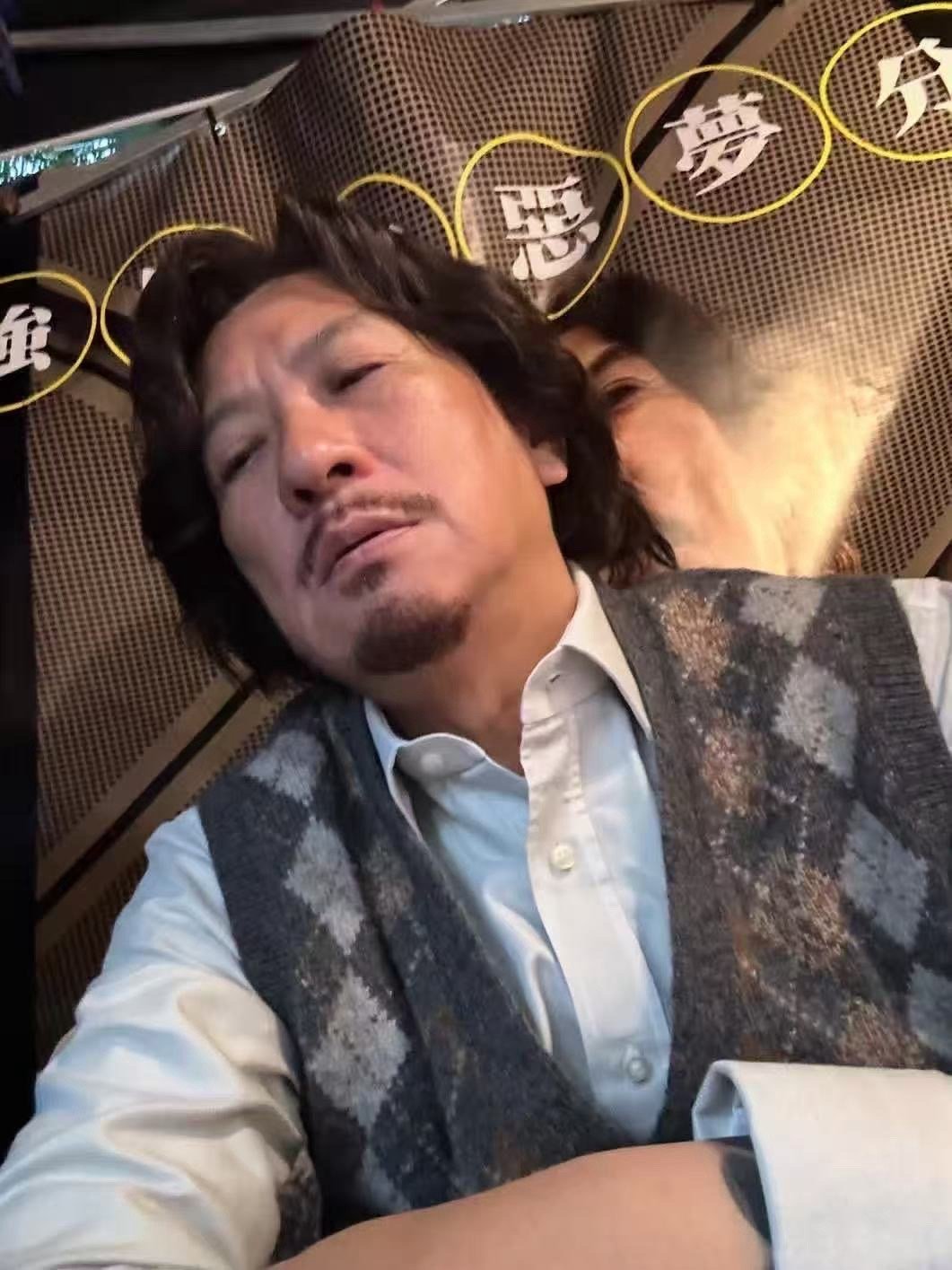 张家辉回应坐地铁参加金像奖从演员到导演，张家辉始终突破自我，用电影探讨人性深