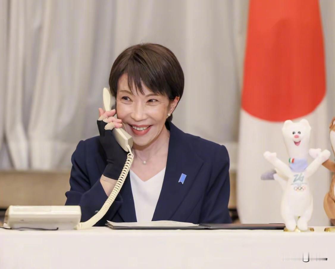 高市早苗笑不出来了！春节期间日本将损失50%以上中国游客！日本媒体在最新的报道中