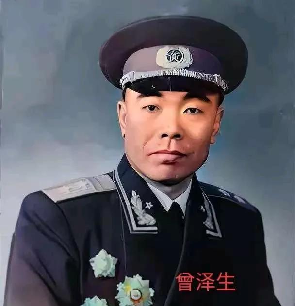 1955年，授衔仪式结束后，曾泽生流着泪说道：“感谢彭老总，是他让我赢得了中将