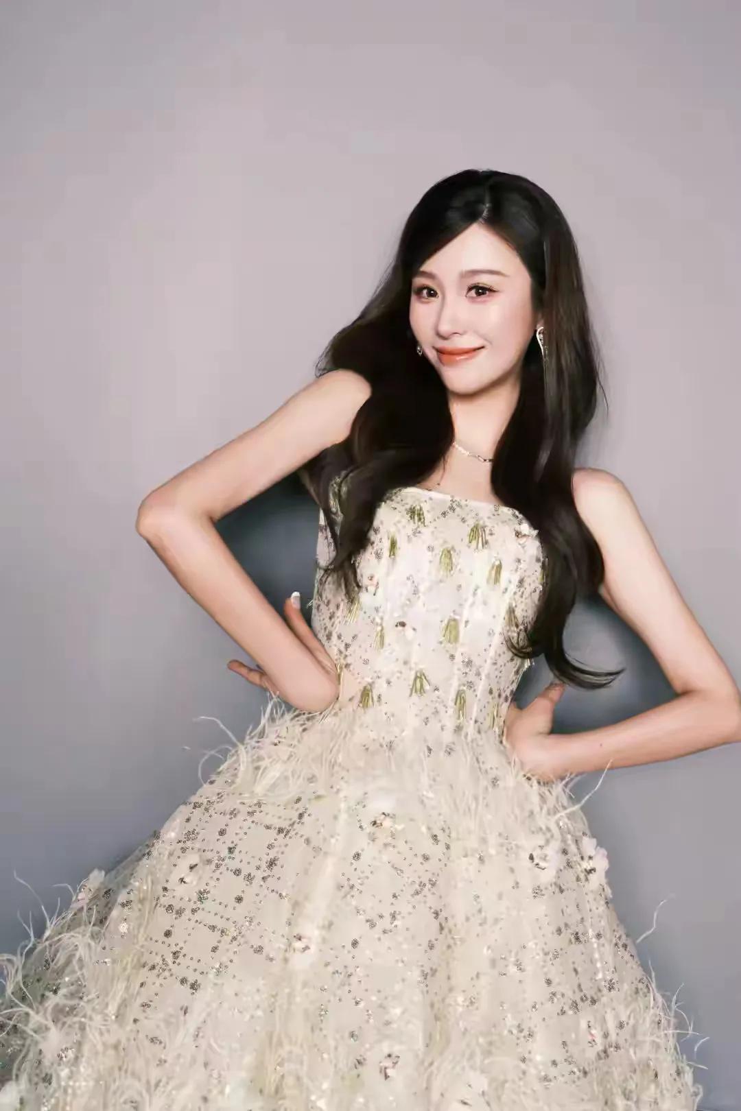 女人漂亮的标准是什么女性应有的气质好女人标准过得漂亮的女人哪一瞬间让你觉得