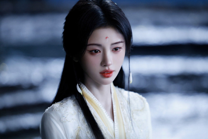 鞠婧祎奉劝月鳞绮纪鞠婧祎预告月鳞绮纪会哭太惨鞠婧祎奉劝月鳞绮纪，鞠婧祎预告月