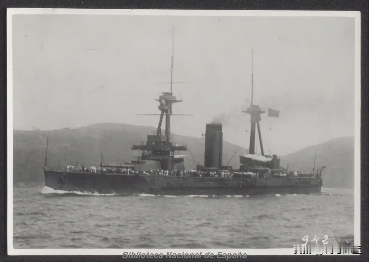 西班牙级战列舰老照片欣赏。西班牙级战列舰是西班牙海军建造的一级战列舰，同级舰包