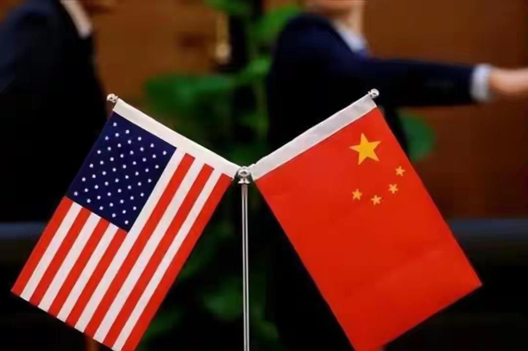 5月14日晚人民大会堂的欢迎国宴上，除了特朗普破例举杯的细节备受关注，列席的16