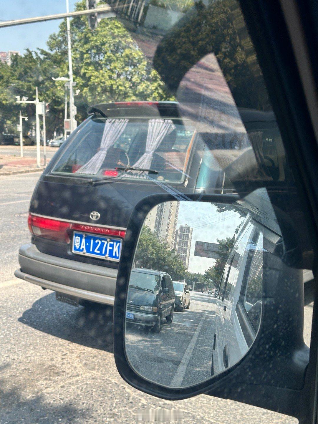 一个灯口能见到两台TCR10的概率有多少