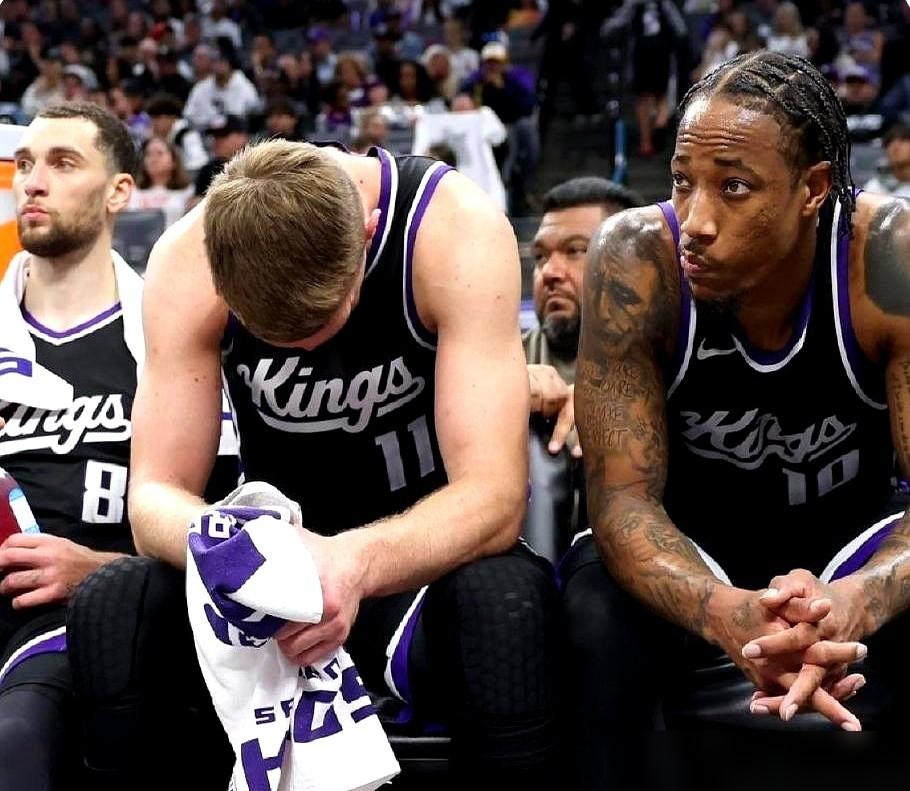 我真的会笑。​威少，替补，打了31分钟，球队输1分。​拉文，首发核心，打