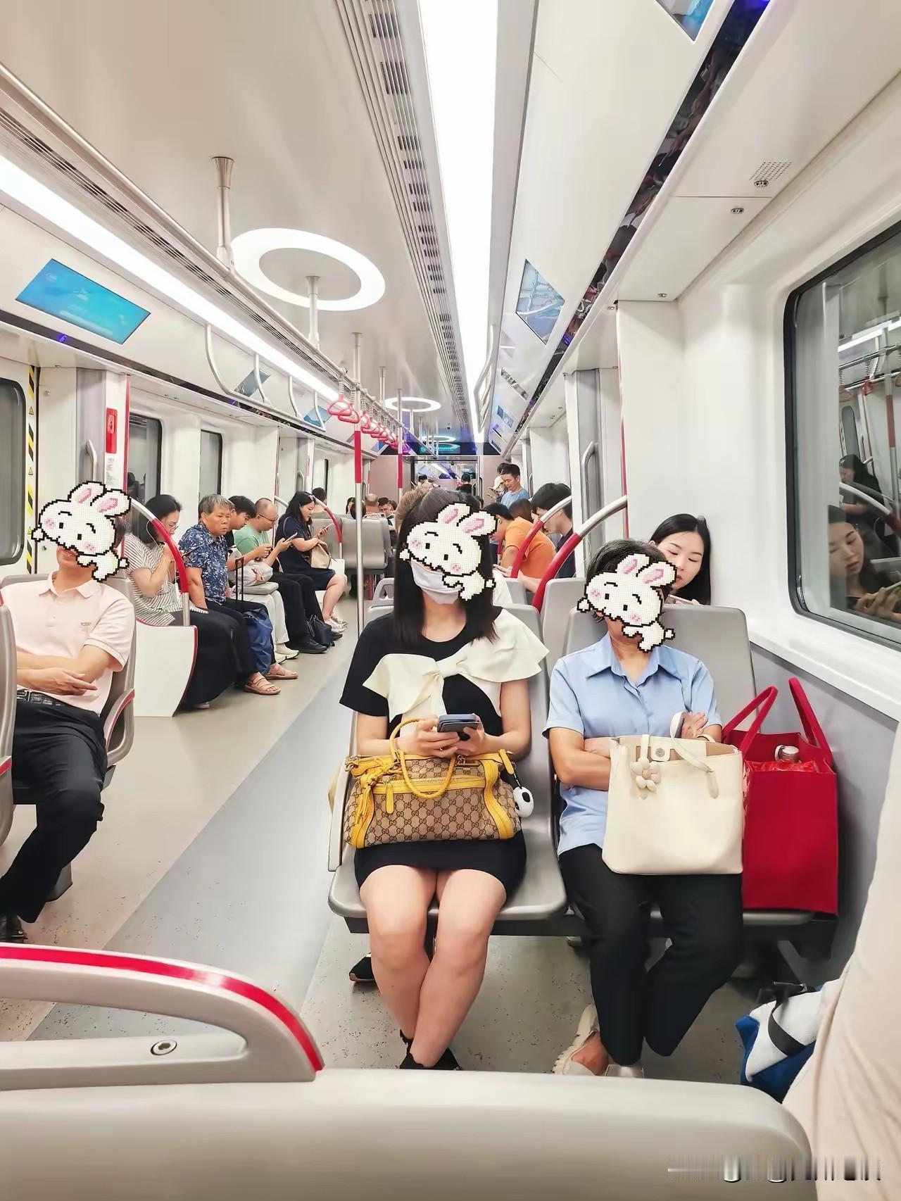 当初广州人不看好的18号线，居然跑通盈利逻辑回顾18号线刚开通的时候，不少