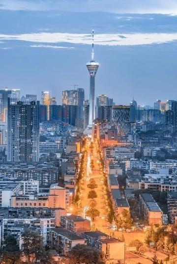 没钱才逛博物馆？有网友竟然这样说，因为国庆热门十大博物馆四川占了三个，成都就有两