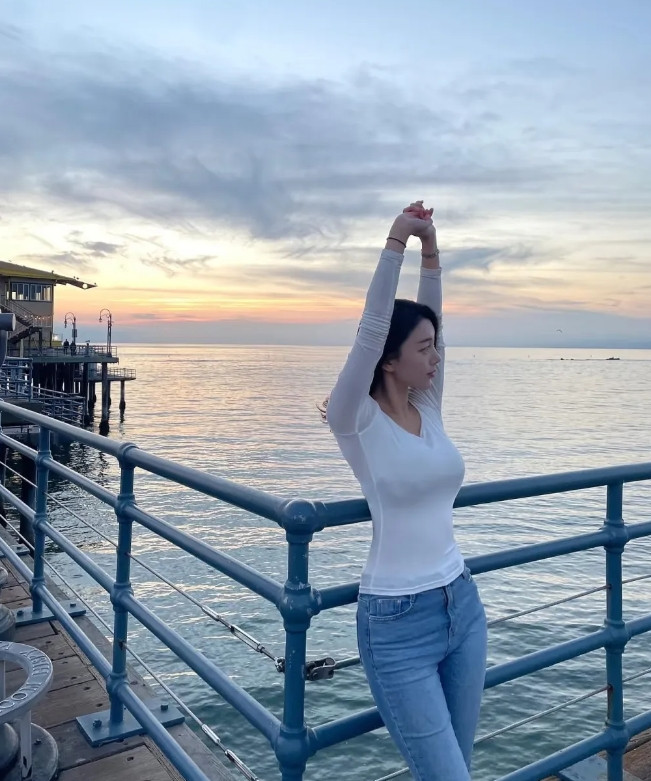 内心强大到可怕的8个表现，你是否具备？1.永远不问别人原因，说话少，话少不是