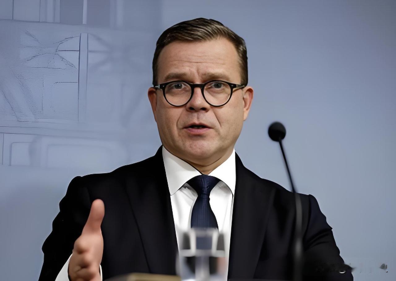 原以为芬兰总理这趟中国行只是一场单纯的“带货之旅”，没想到让芬兰举国沸腾的，是北