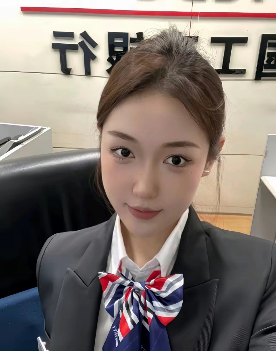 我妹在银行上班，悄悄跟我说了一个很现实的事。网点经常遇到老人走了，子女才过来挂失