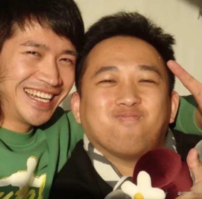 何晟铭和于正怎么可能真的谈过，因为何晟铭一看就是钢铁直男啊，只不过他人太好了。