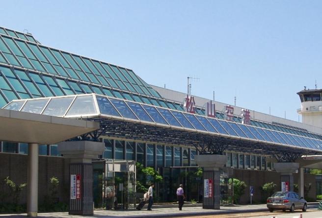 今天上午10点，台湾松山国际机场不比平常，值得大家去关注！有早消息报道，今天