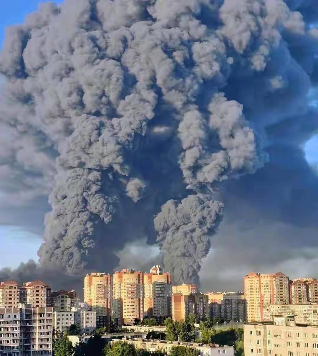 俄乌战争给全世界一个最残酷的真相:所有战前的速战速决，本质都是自欺欺人，开战