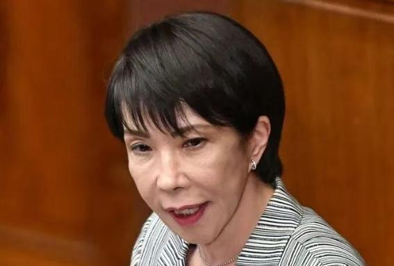 高市早苗动手了！这次不是嘴上说说，日本直接掏出了一张藏了很久的底牌，目标只有