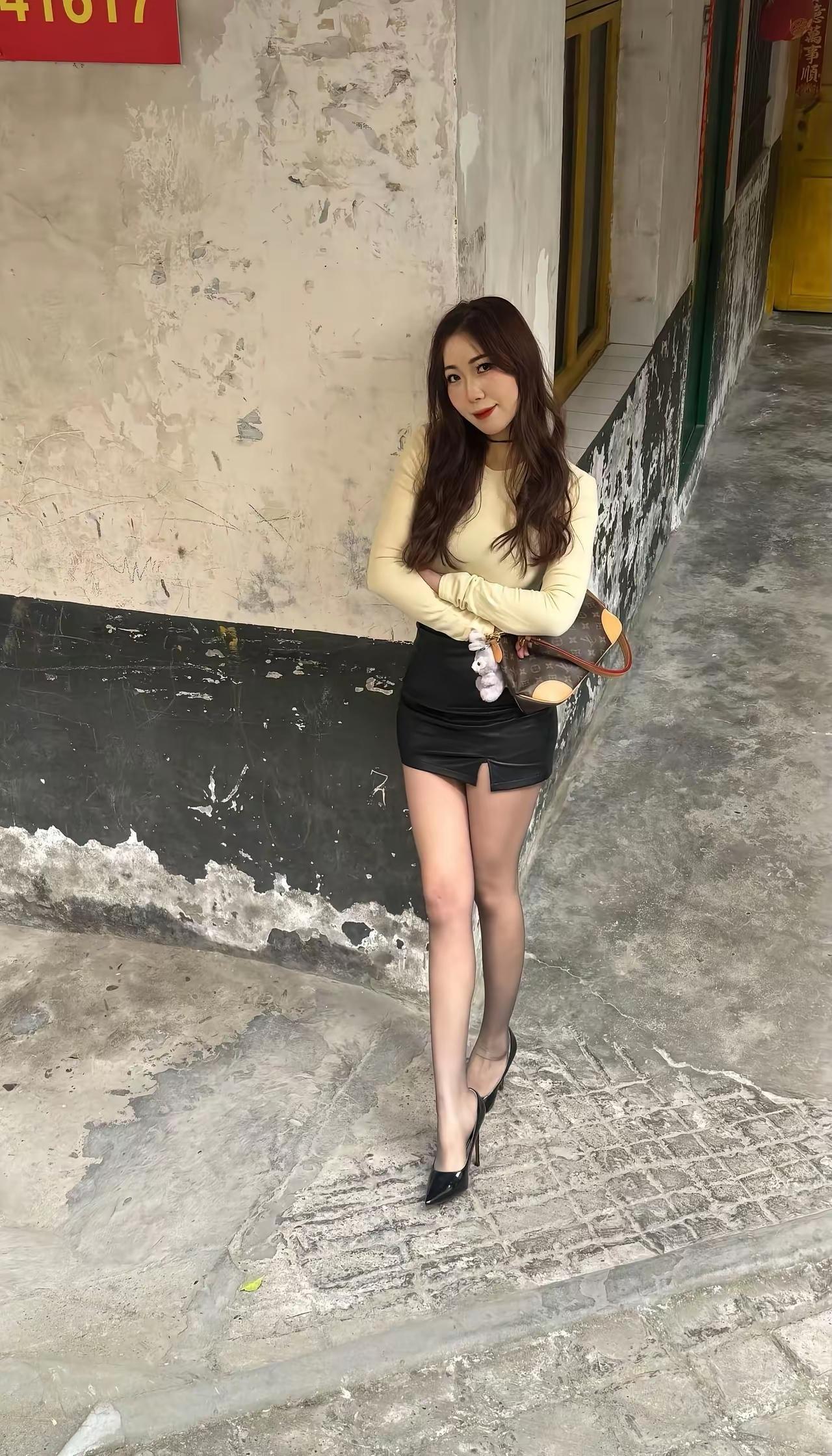 记录我的2026如果想认识这位美女，该如何开始礼貌搭讪呢？