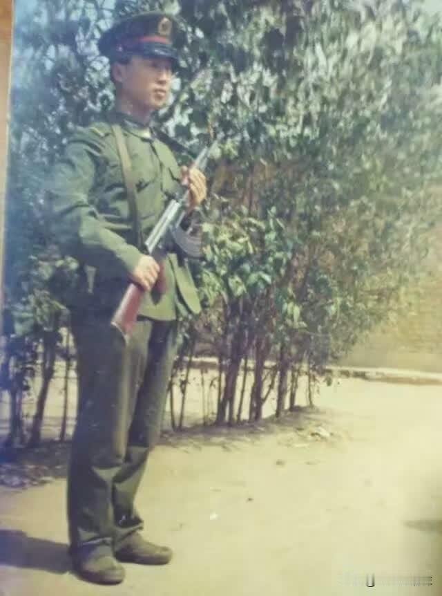 老兵也想申请预备役人员证我今年53岁了，是一名退伍老兵，已经不在预备役之列了，