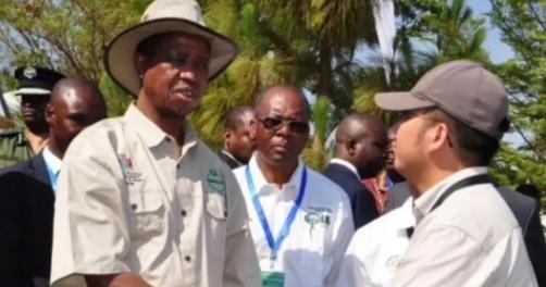 赞比亚曾从中国买了12架歼6战机，在交易当天，赞比亚竟然赖账，只交付了一百万美元