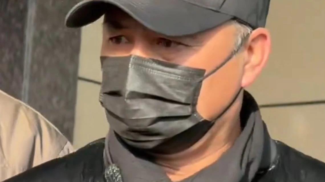 何晴老师今天在京举行追悼会，廖京生低调现身，这对经典荧幕情侣的最后一幕，看得人心