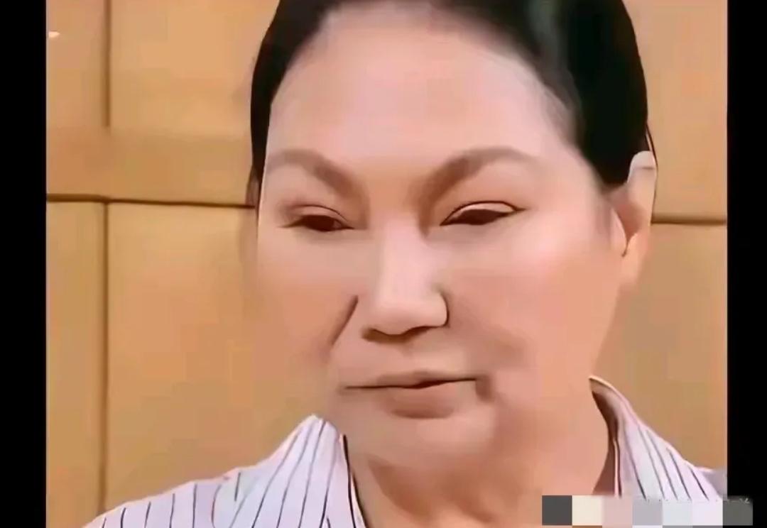 S妈还未走出，失去女儿的痛苦在于噩耗。S舅的女儿发布了一则讣告，家父已安详离世，