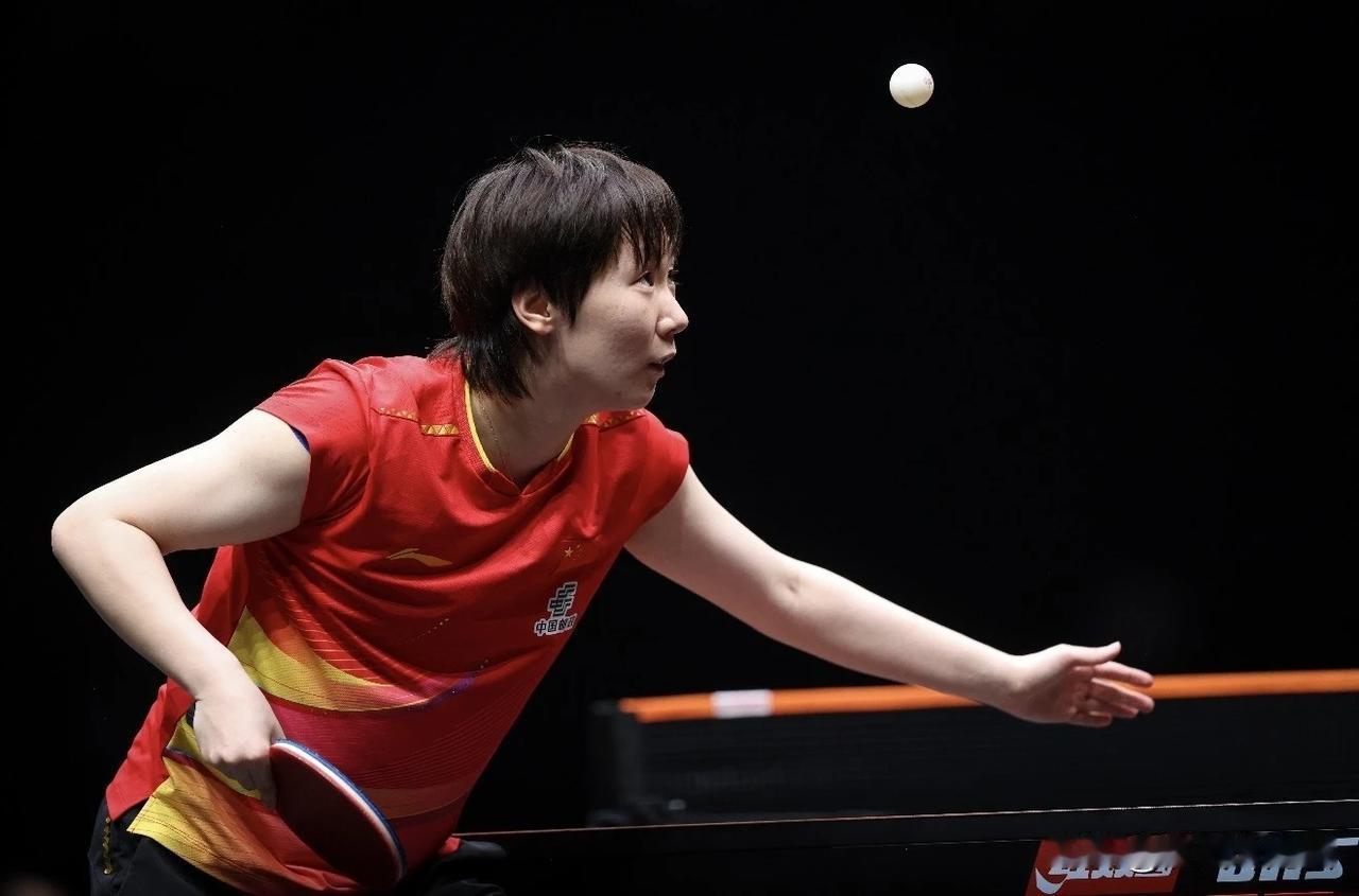 曼昱将在2026年超越莎莎？。近日有网友根据香港总决赛莎莎因伤退赛后推断，2