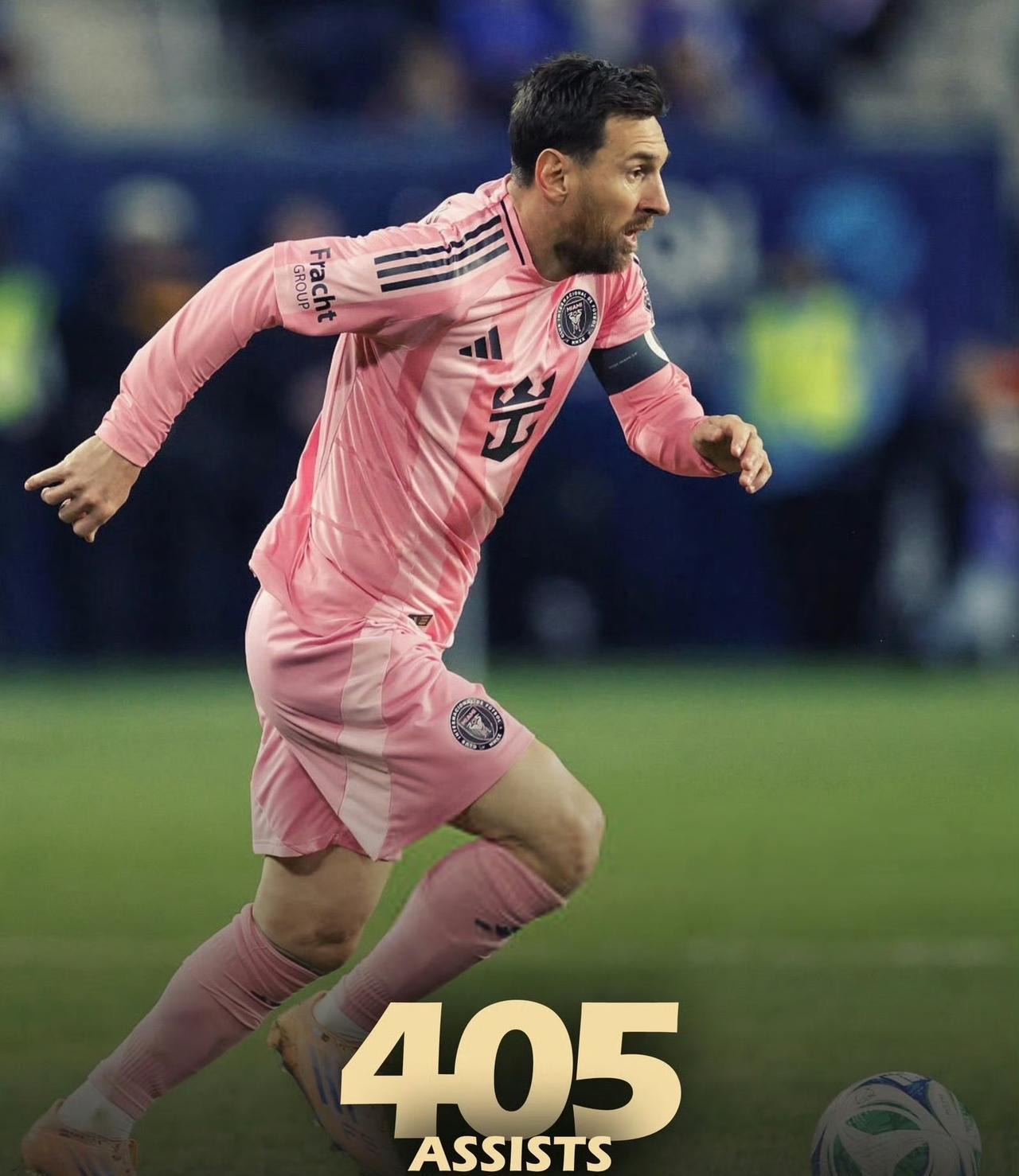 某些媒体对梅西是多么的苛刻？梅西早就是足球史助攻王了，前段时间更是突破400大关