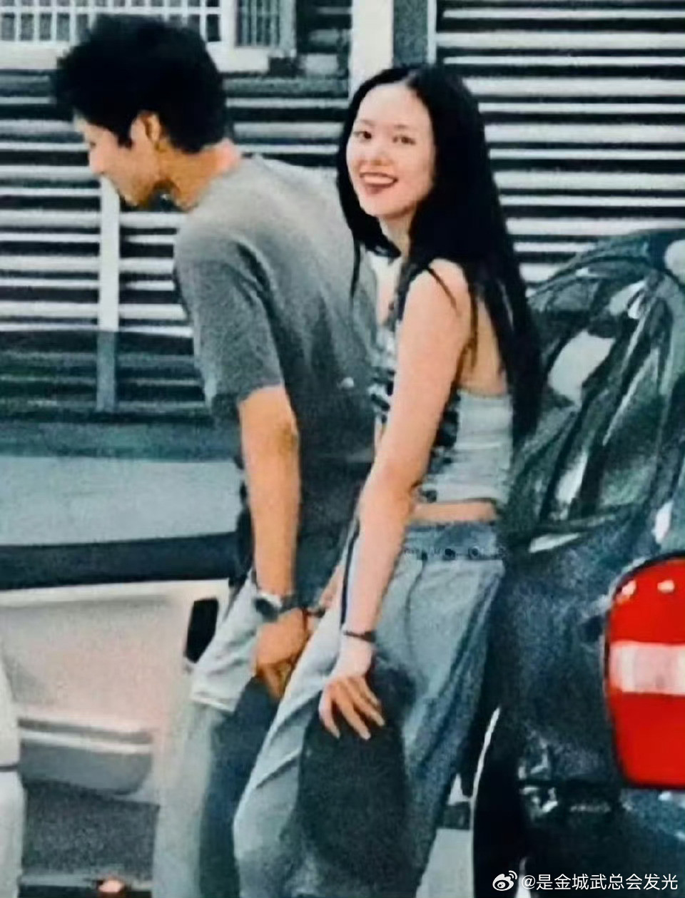 撒贝宁章子怡谈了两年，还是二零一几年，在互联网不怎么发达的年代，在十几年后被网友