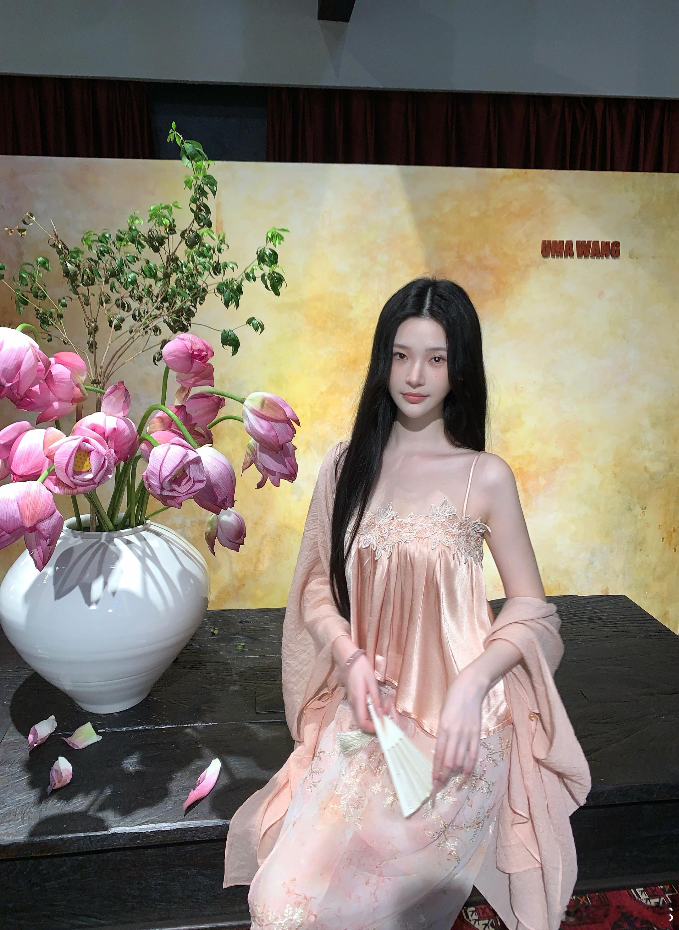 𝑴𝑶𝑺𝑺𝟕.𝟕/𝟐𝟎:𝟎𝟎𝒑𝒎【霞砂绯桃】🍑新中式重
