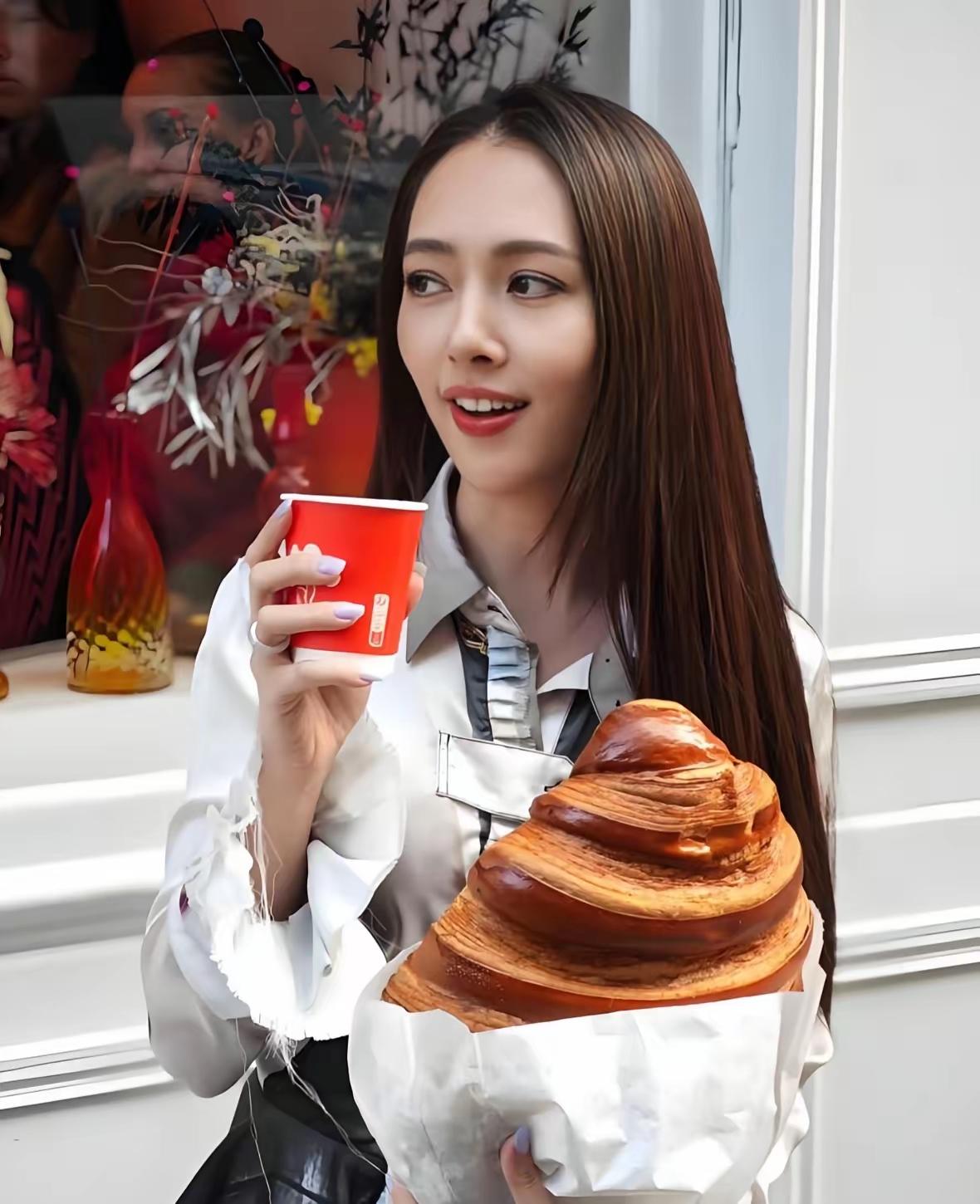 郭碧婷爸爸晒出的账单,把“豪门婚姻”的滤镜撕得干干净净。每月30万台币开销