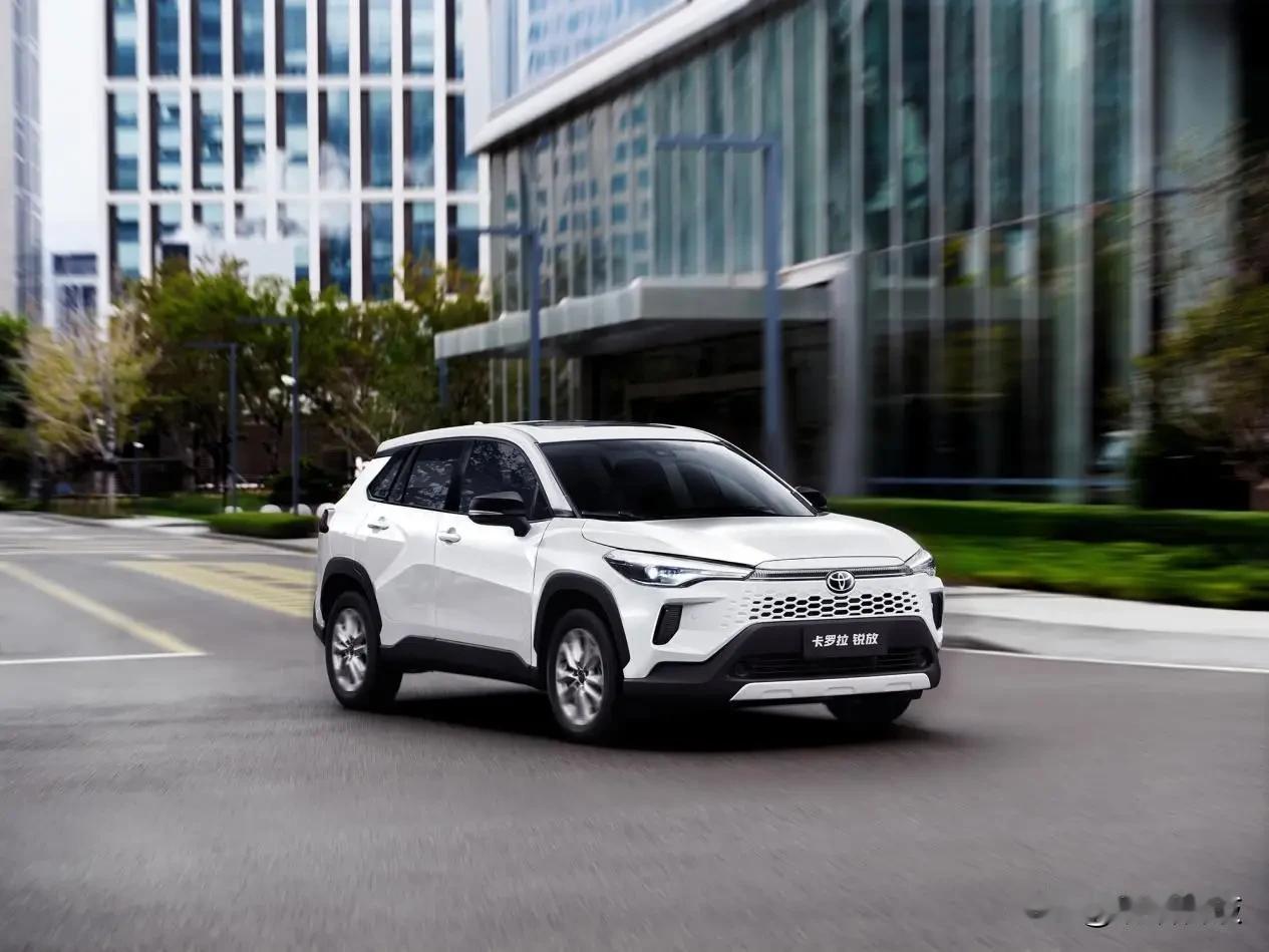 一分钟看懂卡罗拉锐放怎么选！不花冤枉钱✅全球车型+TNGA-C架构，品质靠谱