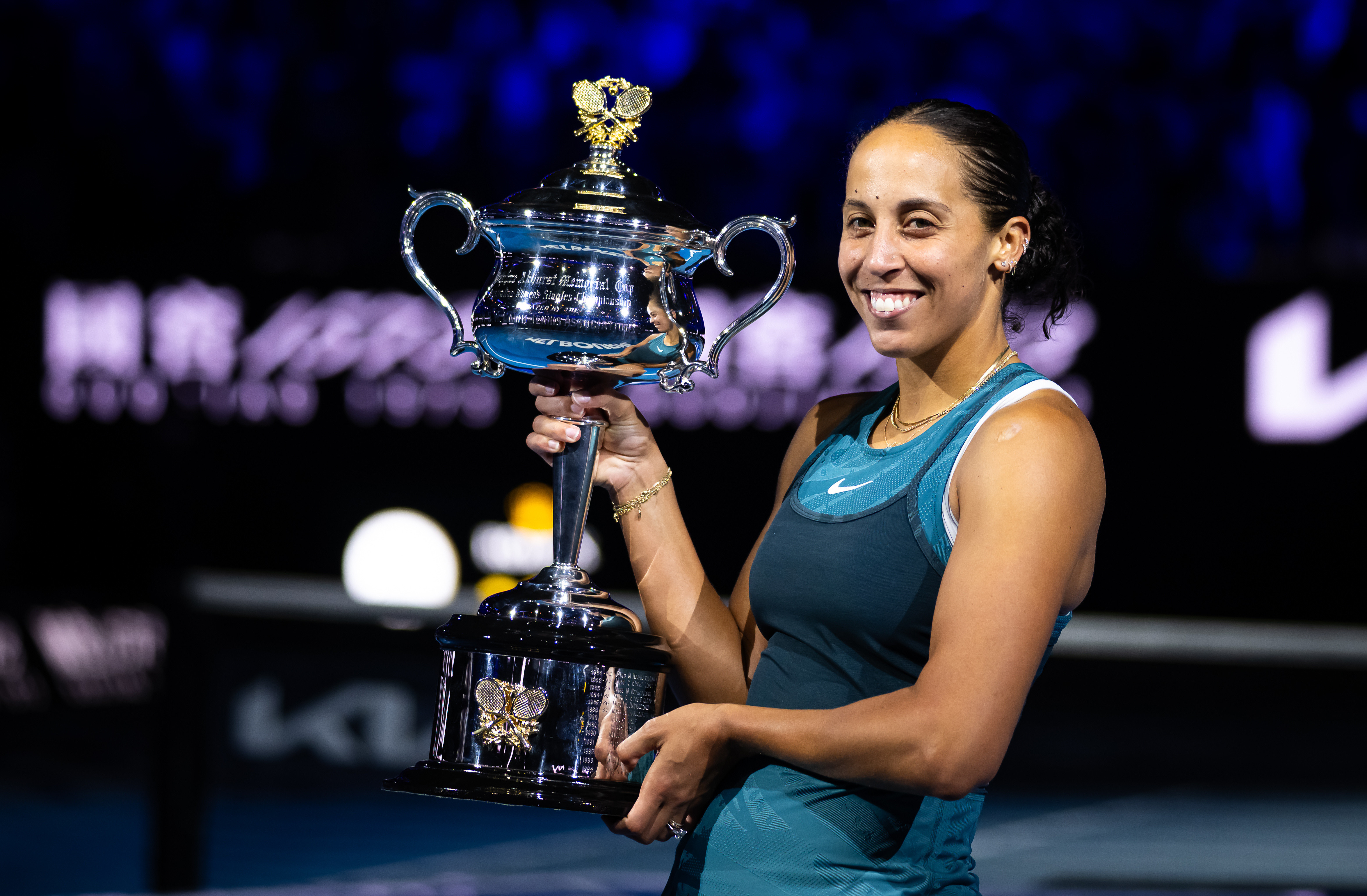 澳网2026公布单打正赛入围名单📜世界第一萨巴伦卡领衔，凯斯开启卫冕之旅。郑钦