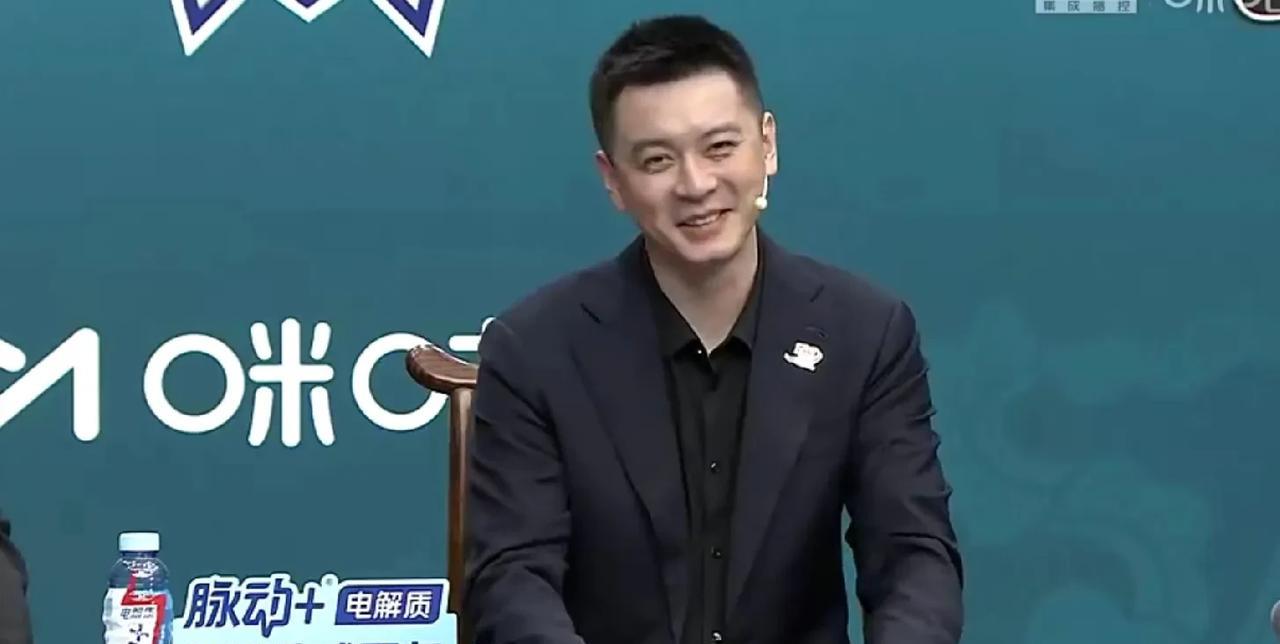正如杨鸣所说，总决赛这样打太难受了！总决赛目前打完了2场，大比分1:1平，双方