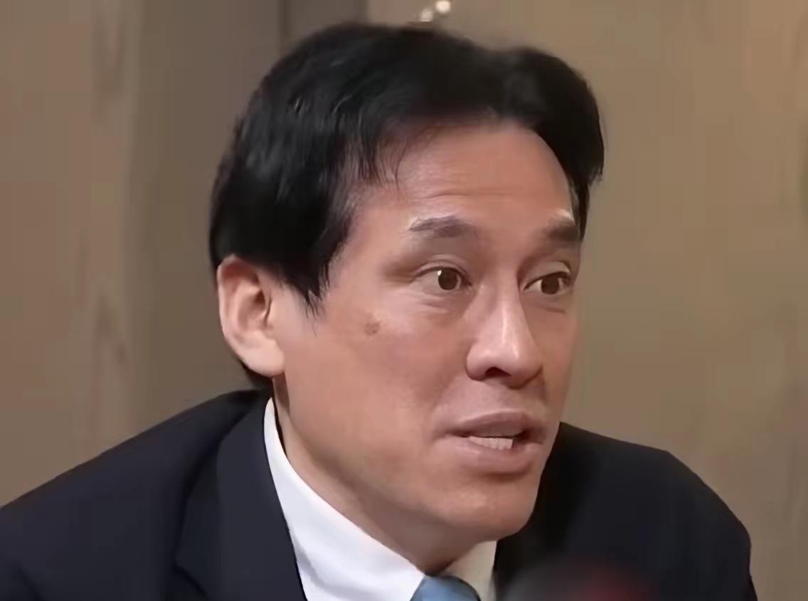 彻底不演了吗？台湾省亲绿媒体人黄暐瀚直播放话：如果以后还有投票的机会，我一票都不