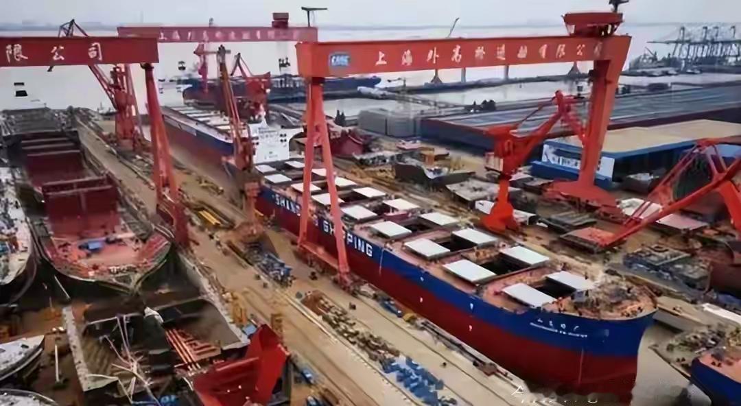 40艘大单砸向中国,年初韩国造船业拿了全球62%的订单,韩媒立马狂欢,直呼“重夺