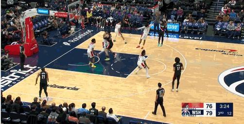 瀚森，猛啊这两个球太棒了，看得人热血沸腾。全部都是1抢4，瀚森最终还能把球抢