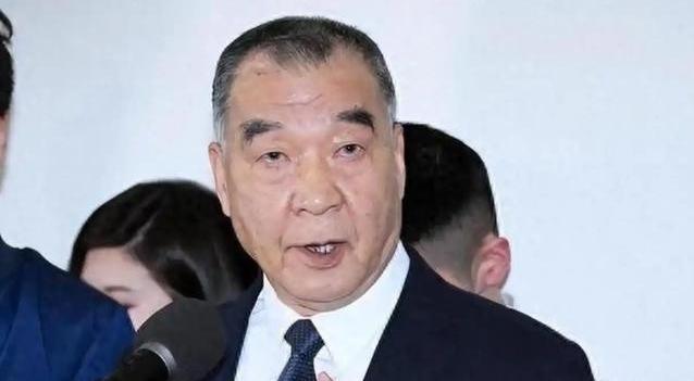 “你要打多久我就陪多久！只要大陆战机敢越线，台军就开第一枪击落。”这话听着硬