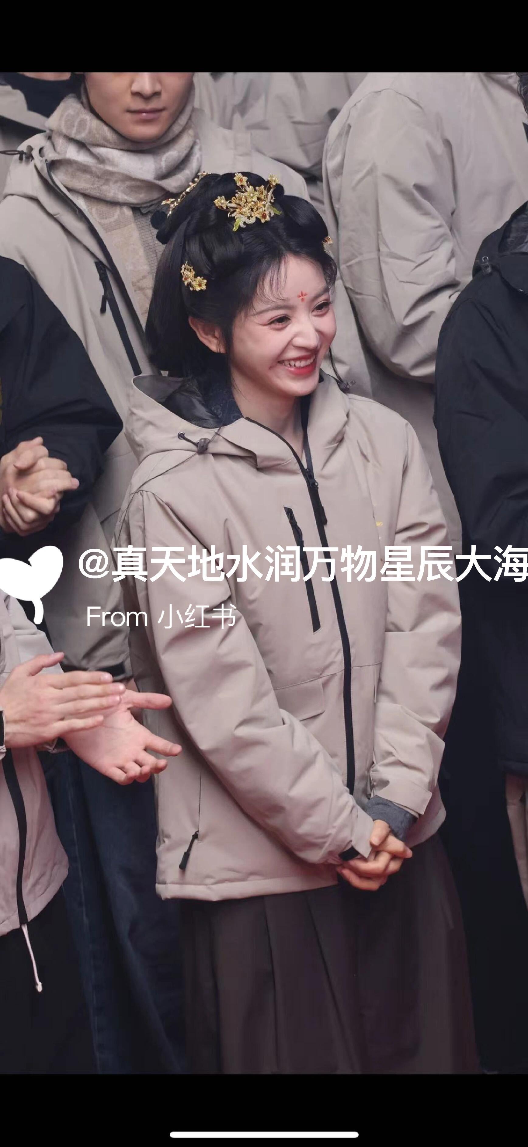 曦薇嫁金钗首套妆造来了！！！田曦薇嫁金钗首套妆造嫁金钗开拍