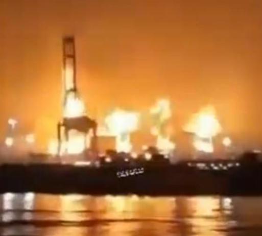 世界上最大的卡塔尔液化天然气制工厂，已被火焰吞没近日，央视新闻等权威媒体披露