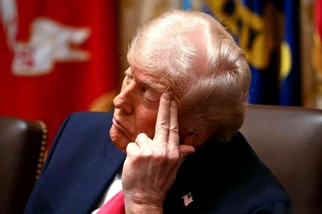 真的绝了。整整三个多月，头顶“世界第一”光环的老大哥，居然连个伊朗都没按下！