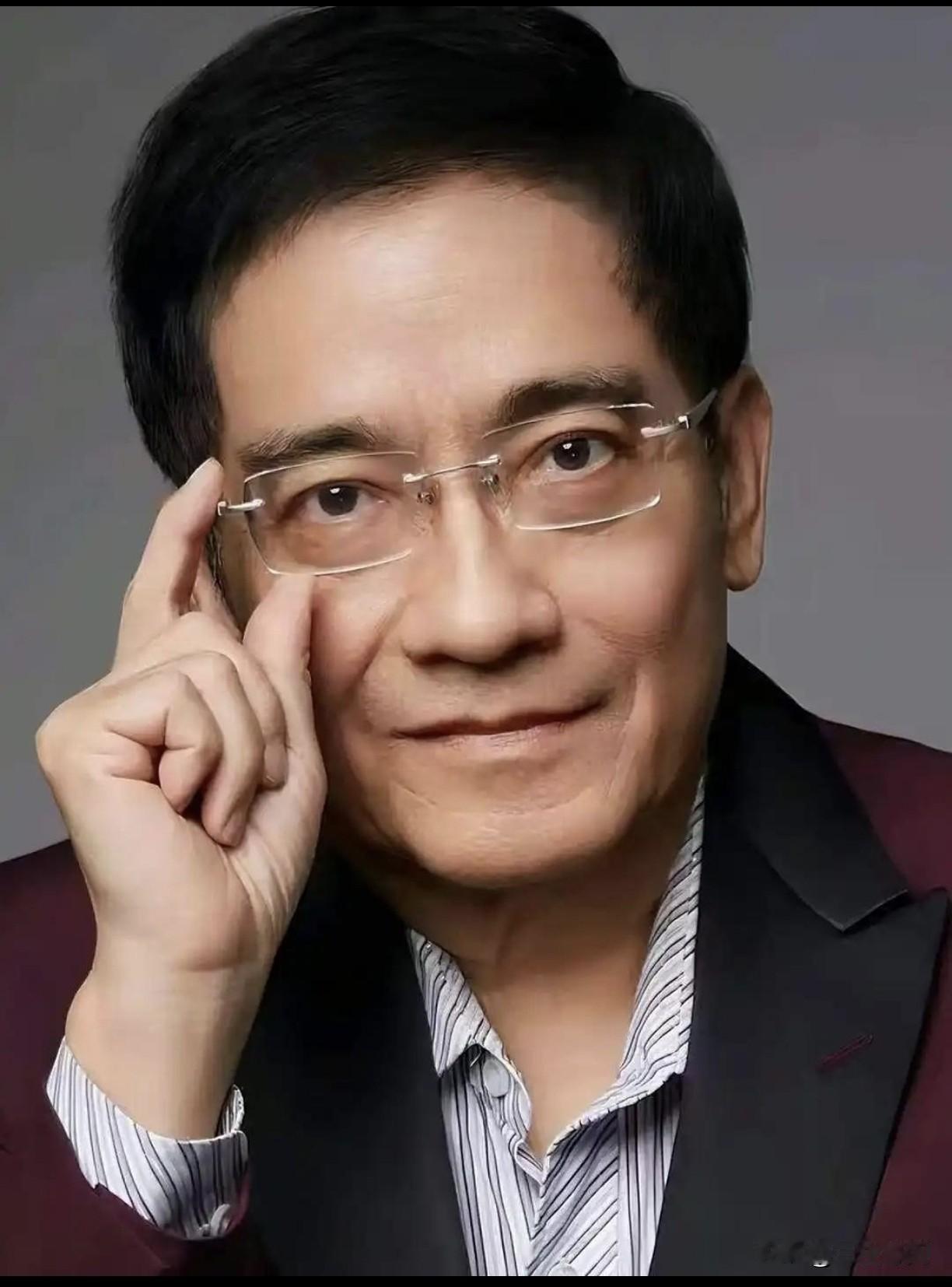 郎咸平说过一段非常现实的话：“一个人混到中年，如果依然很穷、事事不顺，真相往往只
