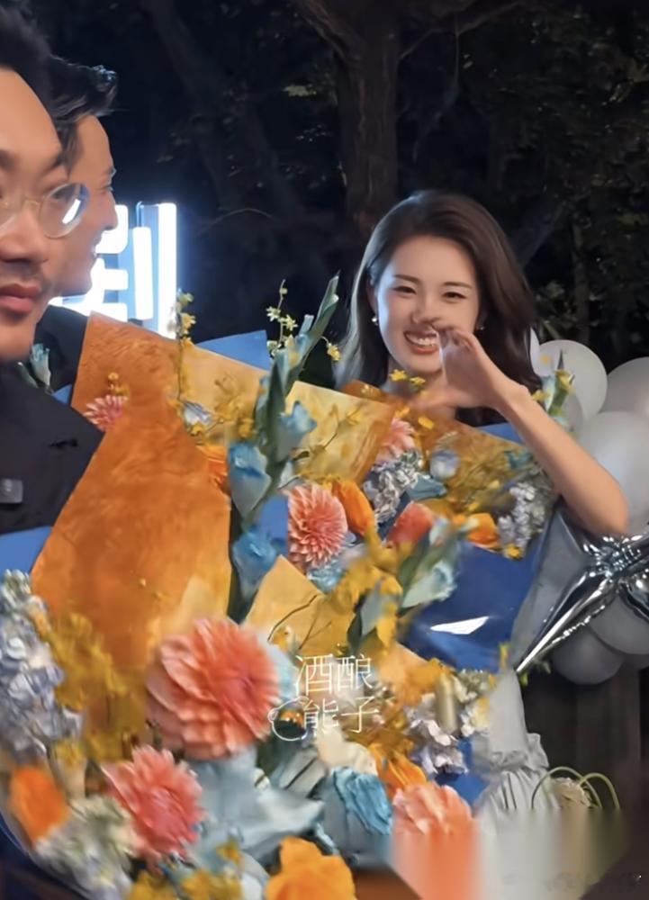 45天，1600万，一个不知名的小短剧，把长剧的脸都打肿了。《盛夏芬德拉》，
