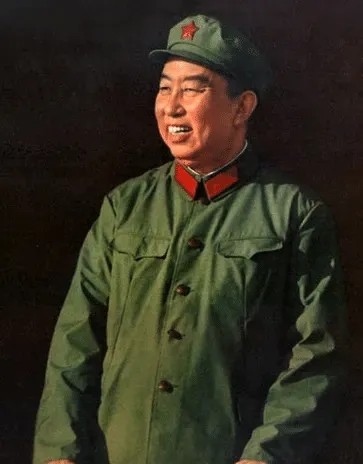 华国锋的四个子女为何都姓苏，最后都官至何位了--华国锋一生共育有四个子女，即长子