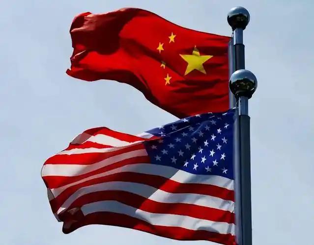 纽约时报刊文表示，特朗普让北京终于知道一点，那就是中国已可以与美国平起平坐。1