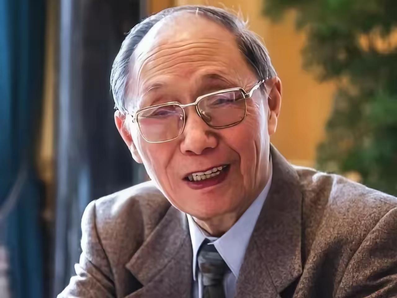1988年3月6日下午，武汉大学中层干部会议上，国家教委干部局负责人传达了国家教