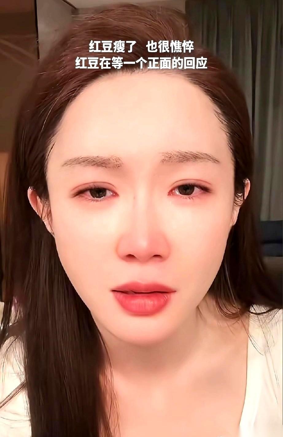 网红红豆和木森到底算掰了没，还没个准信，两边的评论区倒是先打成了一锅粥。涌进木