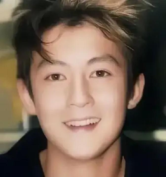 当年，一位地包天的女孩含情脉脉的对陈冠希说：我出2000万片酬，你跟我拍一部爱情片咋样？陈冠希一口拒