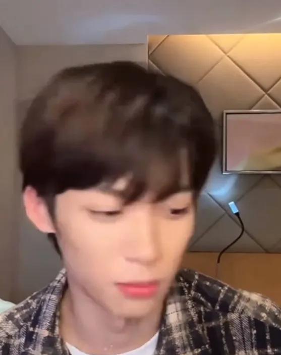 梓渝坦言：“对开车总有点怵，之前还梦到过开车撞到人，这下更不敢碰方向盘了。”