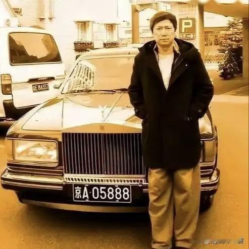 李春平还活着李春平还活着，哪个身价上百亿的大善人李春平还活着！为什么大家都关