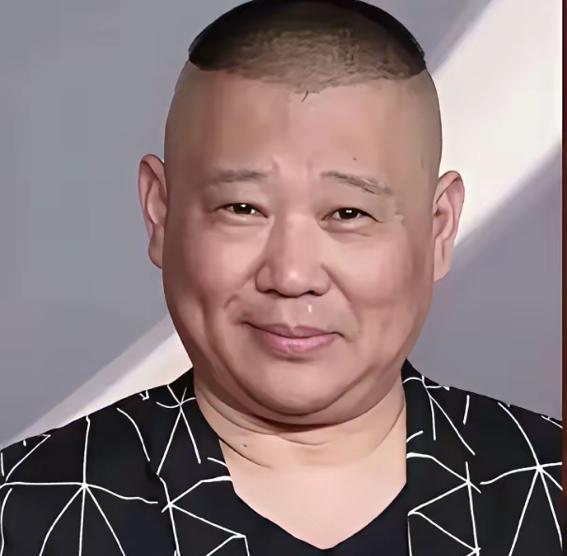 郭德纲对曹云金示好沉默，背后藏着处世智慧相声界的师徒恩怨中，郭德纲与曹云金的